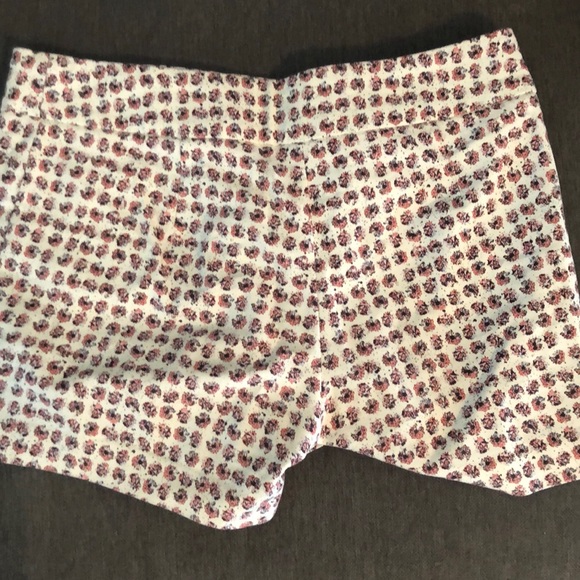 Shorts size 4 - Picture 3 of 4